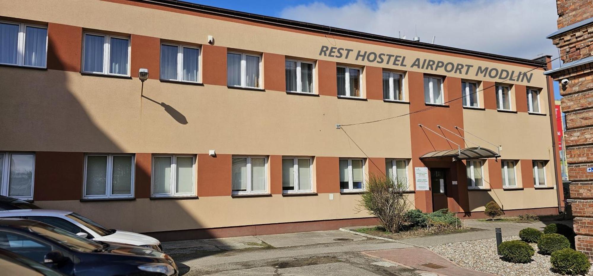 Rest Hostel Airport Modlin Nowy Dwor Mazowiecki Exterior photo